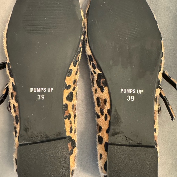 Genuine leather leopard print ballet flat. Size 39 - Picture 2 of 5